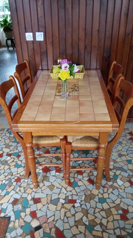 Chantilly ,Petit Dejeuner Et Table D'Hotes Possible Noyers  ภายนอก รูปภาพ