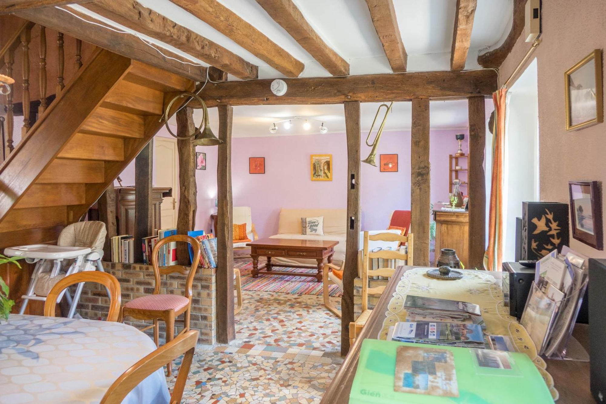 Chantilly ,Petit Dejeuner Et Table D'Hotes Possible Noyers  ภายนอก รูปภาพ