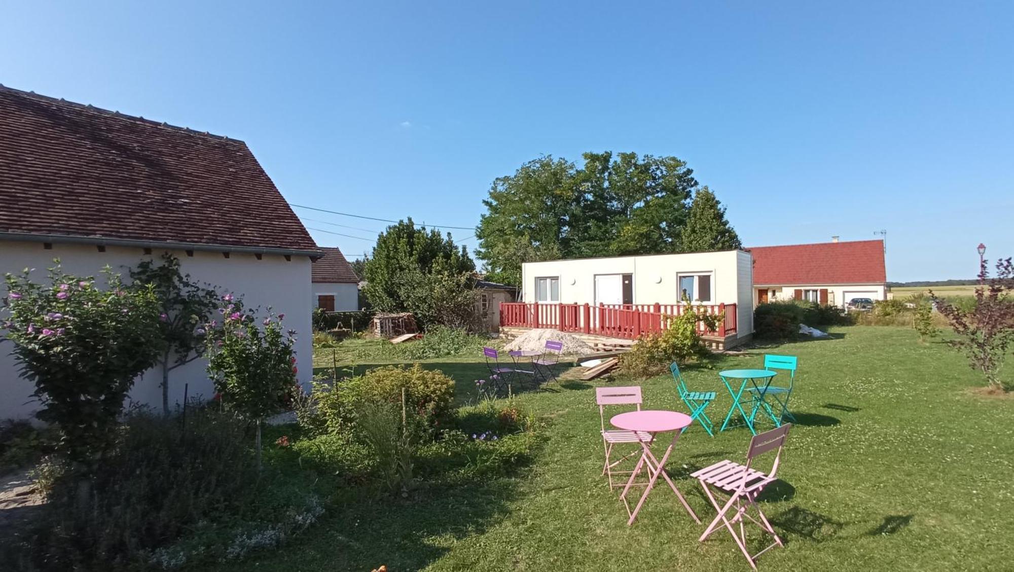 Chantilly ,Petit Dejeuner Et Table D'Hotes Possible Noyers  ห้อง รูปภาพ
